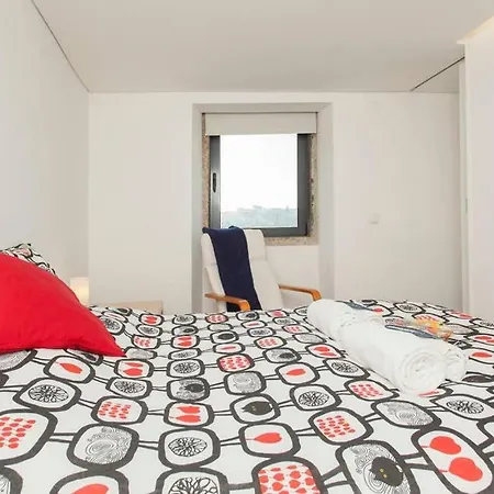Windmill White - 2 Bedroom Duplex On City Center * Lisboa