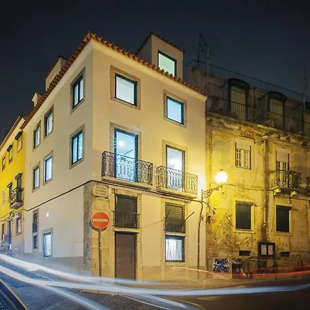 Windmill White - 2 Bedroom Duplex On City Center 公寓